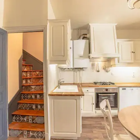 L'elegante - Maison De Avec Jardin بيت للعطل فيجيا